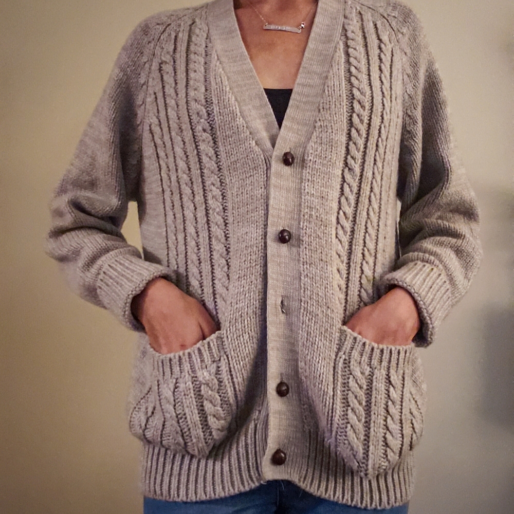 Cardigan - Picture 3 of 5